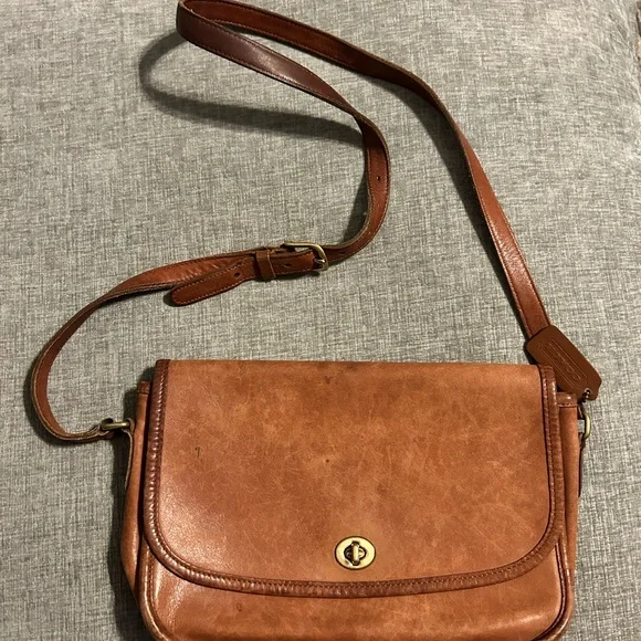 Vintage Coach City Bag #9790 – April 1992 – British Tan – Original Hang Tag - Picture 1 of 14